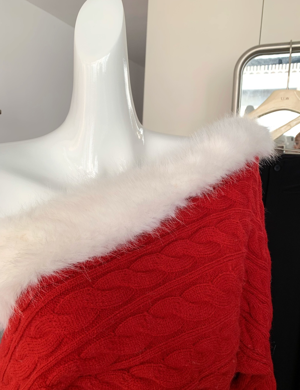 Package hip red slim sloping shoulder dress for women