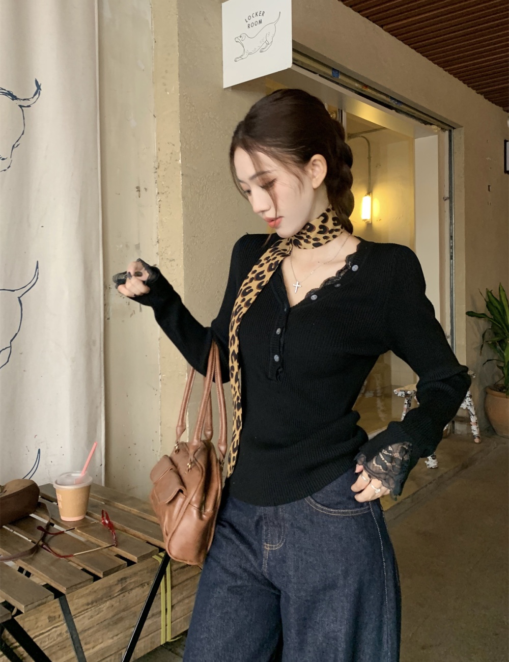 V-neck spring sweater lace bottoming shirt for women