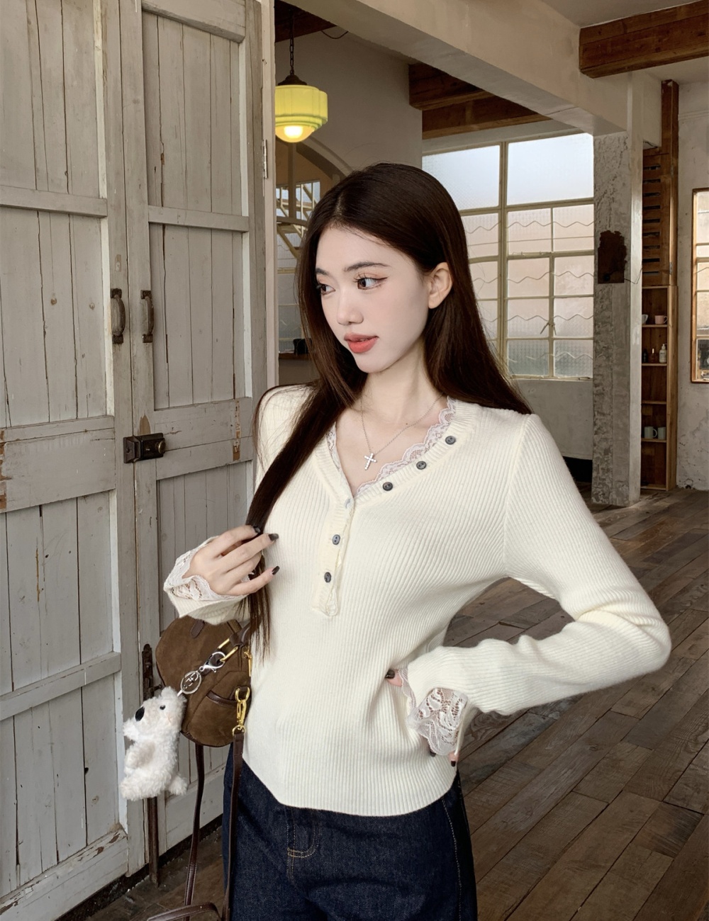 V-neck spring sweater lace bottoming shirt for women