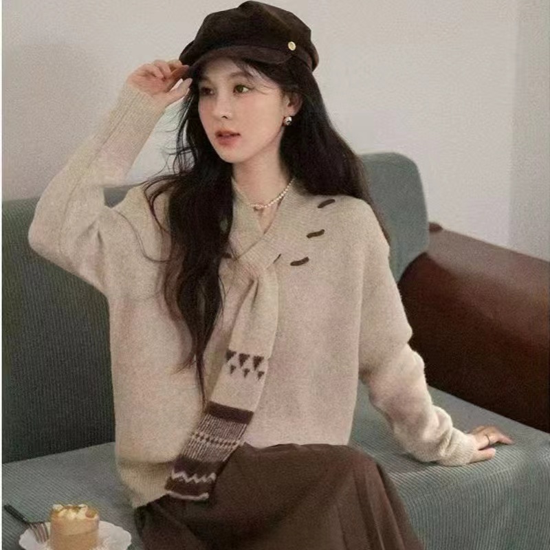Retro temperament autumn scarf Korean style sweater