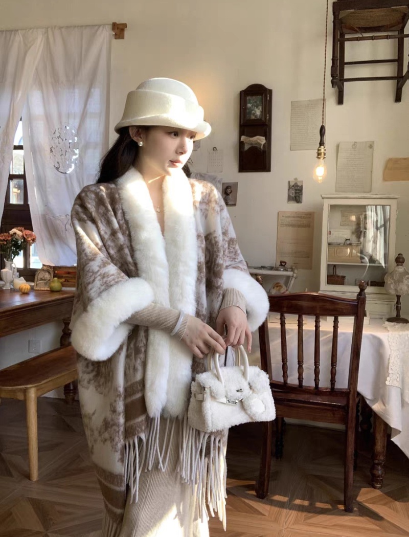 Cold thermal shawl big temperament cloak for women