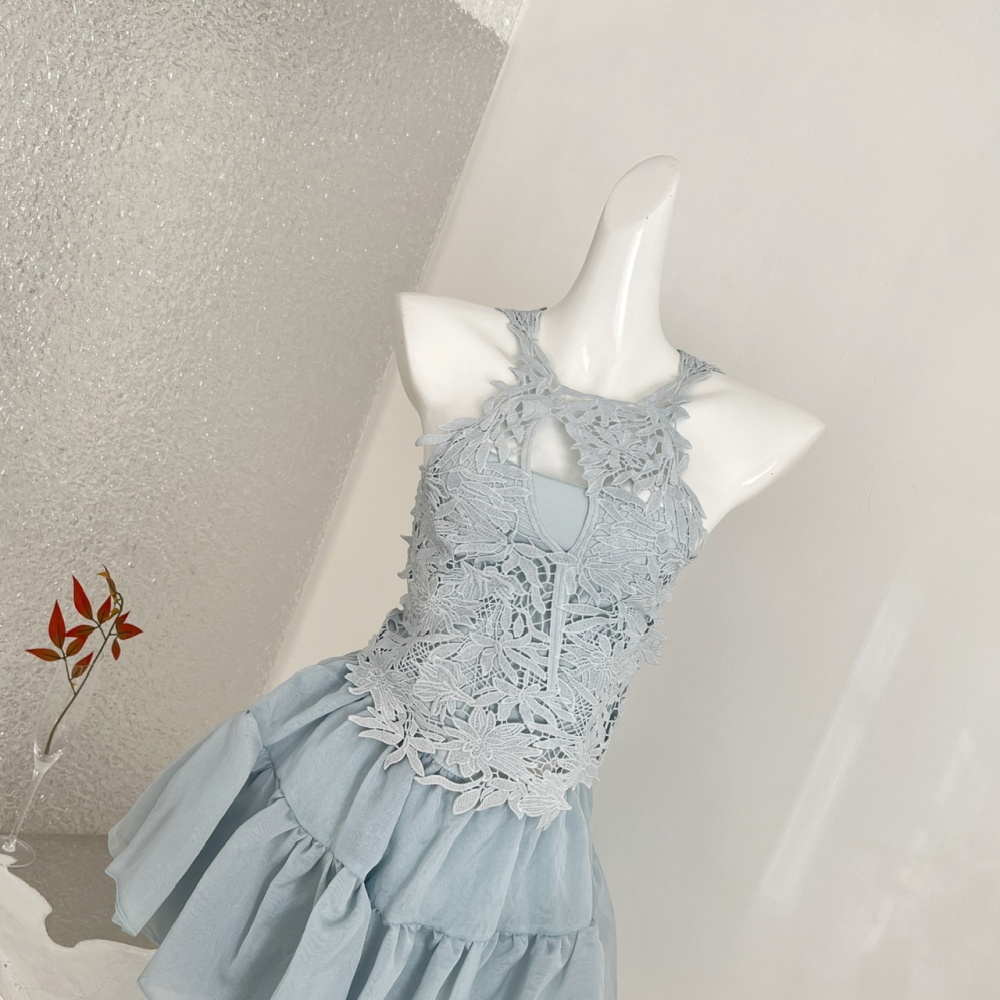 Stereoscopic halter tops lace short skirt a set for women