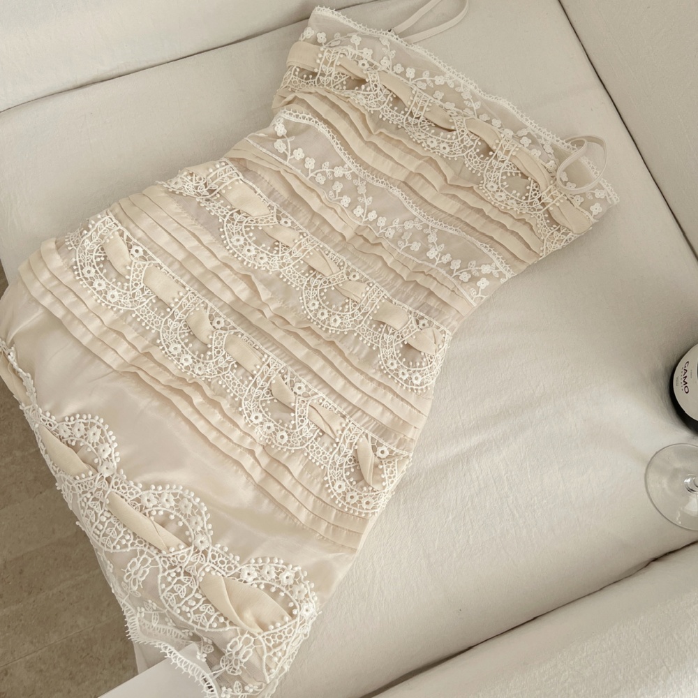 Lace embroidered drape gauze dress