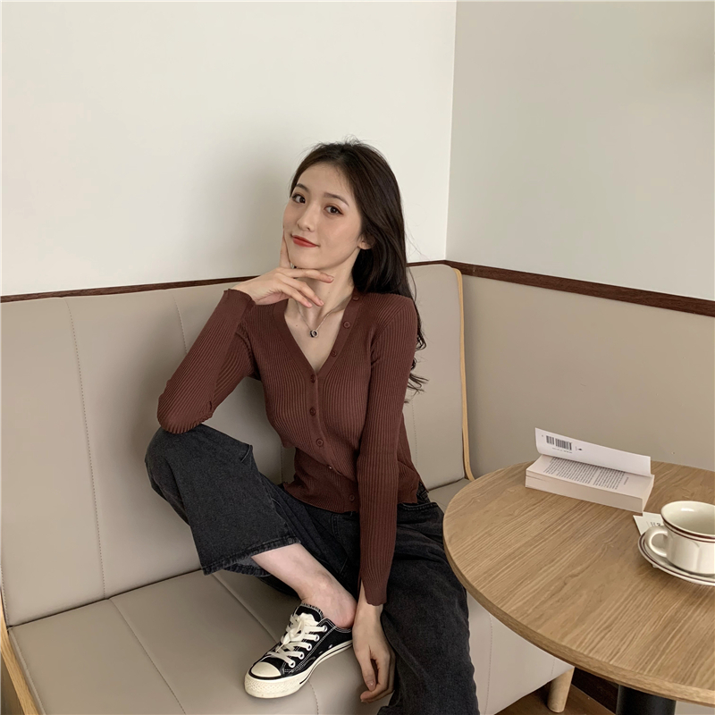 Slim pure bottoming shirt V-neck tops