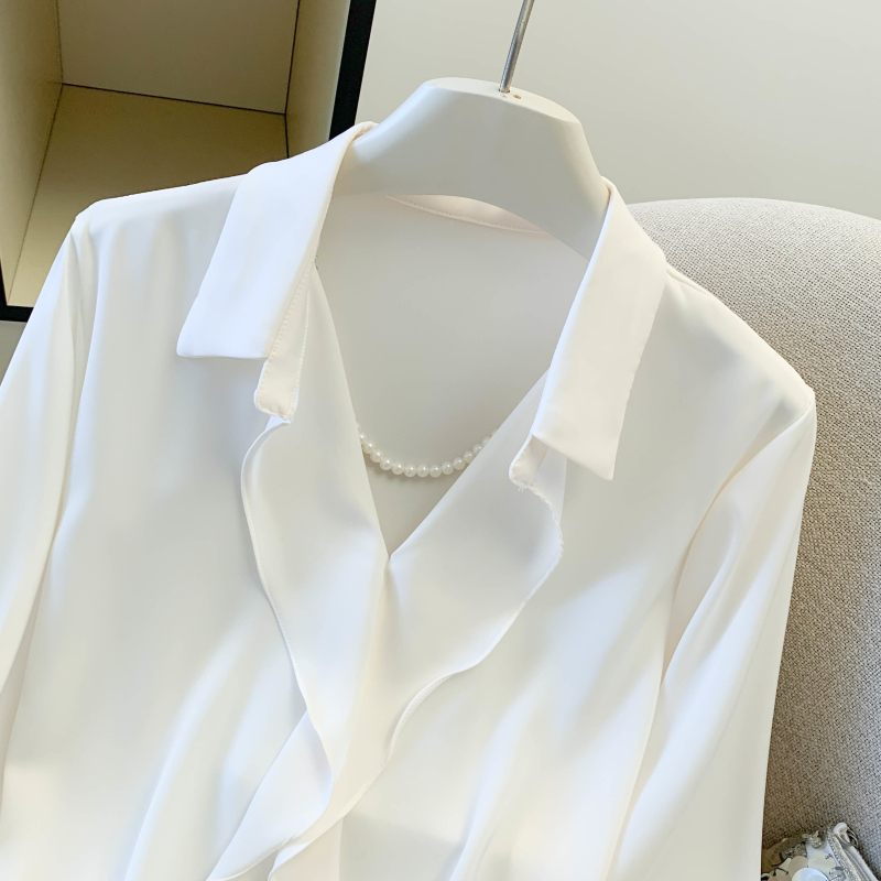 With pearls chain shirt satin accessories for women