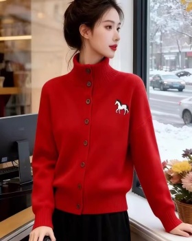 Half high collar coat pony sweater for women