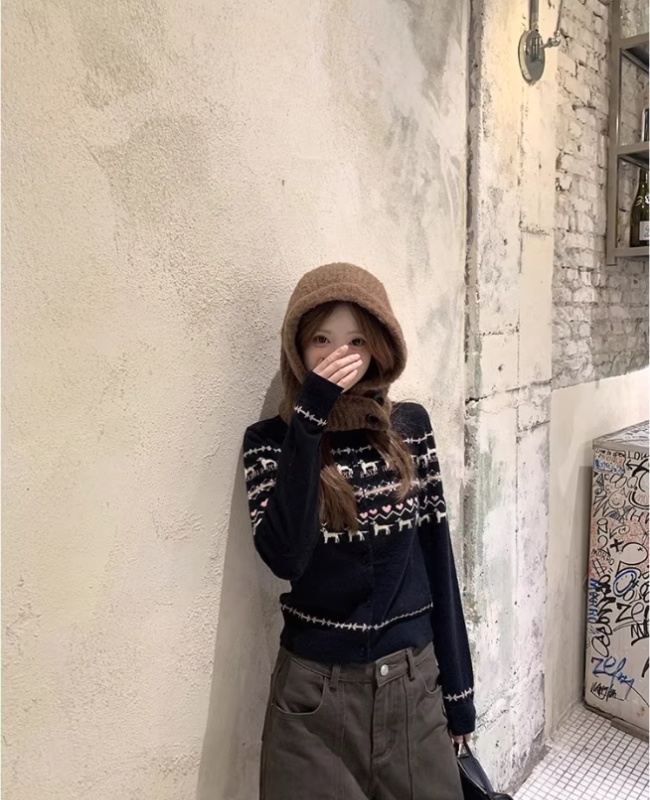 Knitted long sleeve tops round neck sweater for women