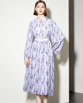 Pleated lantern sleeve belt spring dress