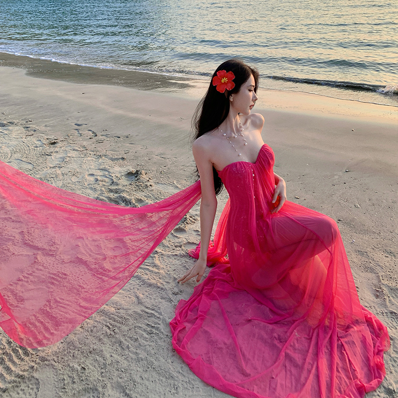 Lady seaside dress wrapped chest long dress