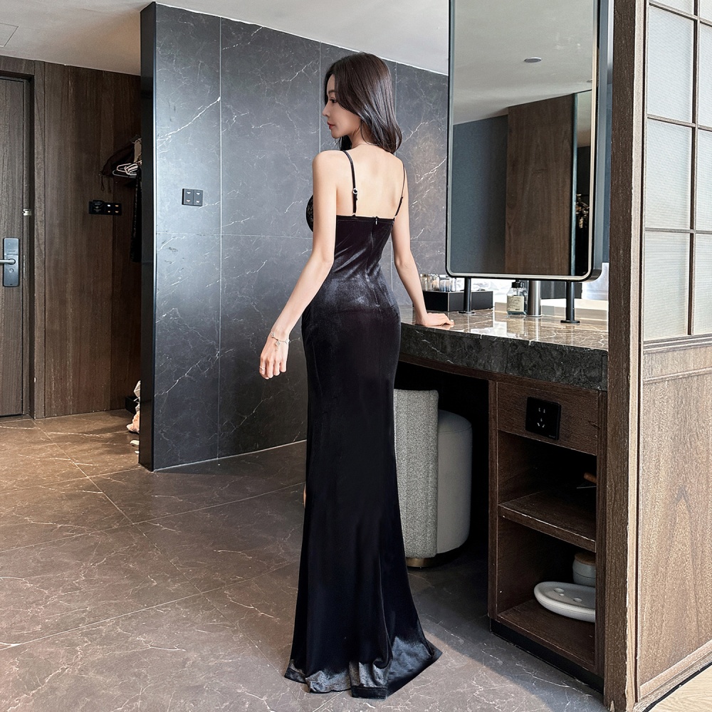 Sexy long low-cut formal dress sling banquet dress