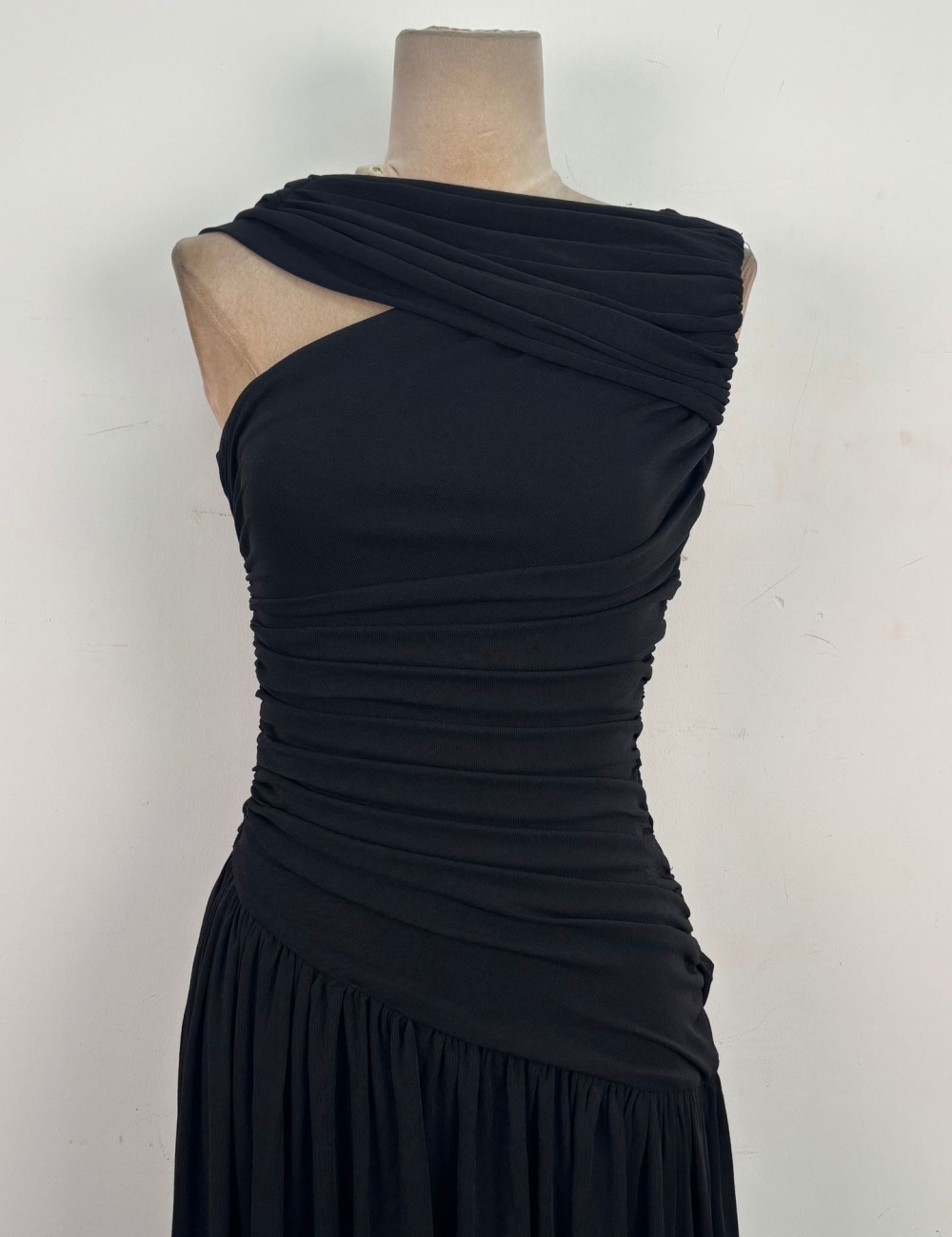 Elegant temperament fold dress slim niche long dress