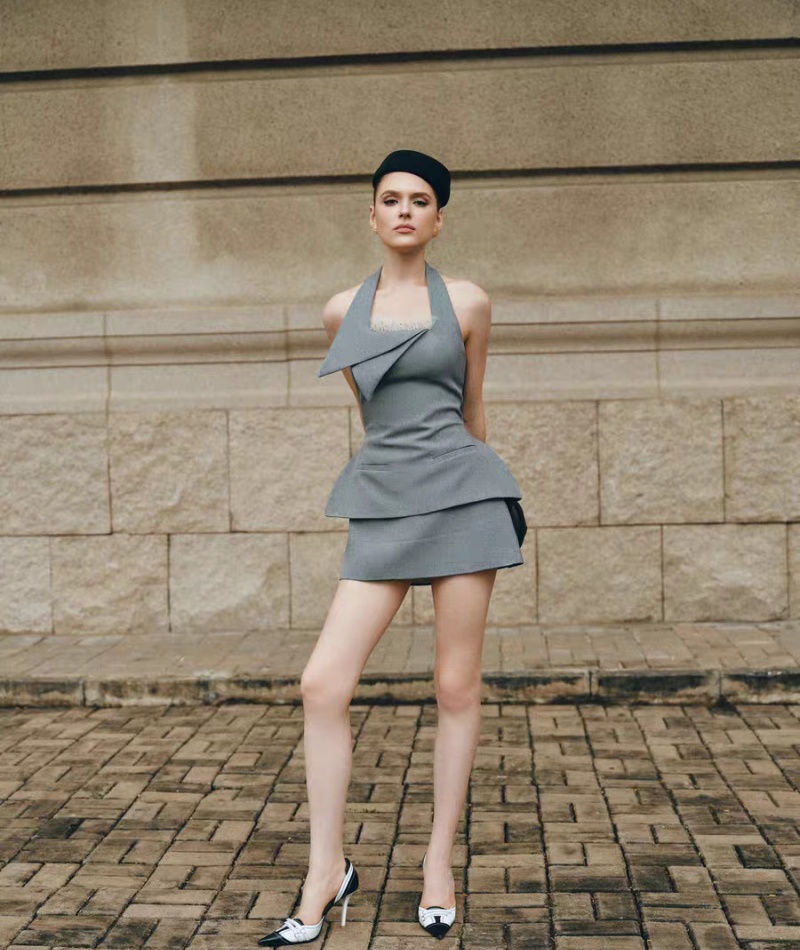 Halter temperament niche slim A-line short skirt 2pcs set