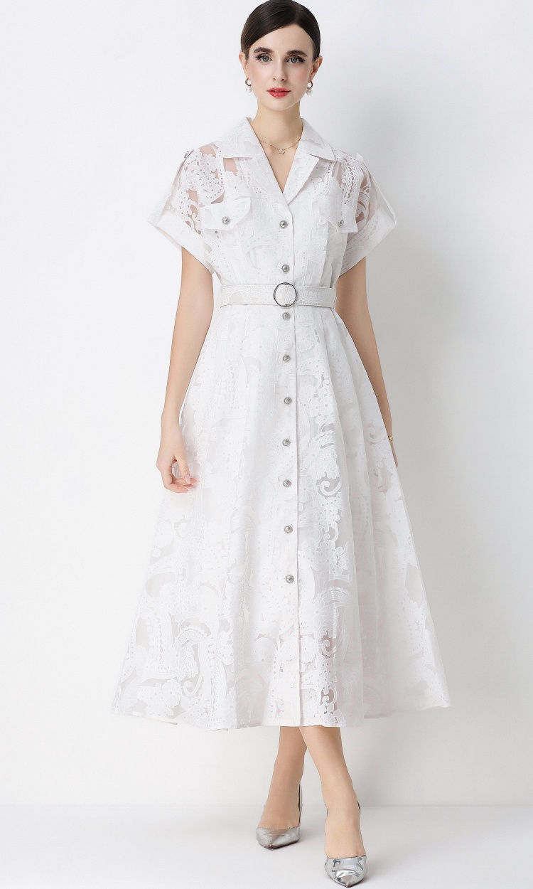 France style inside the ride lapel embroidery dress