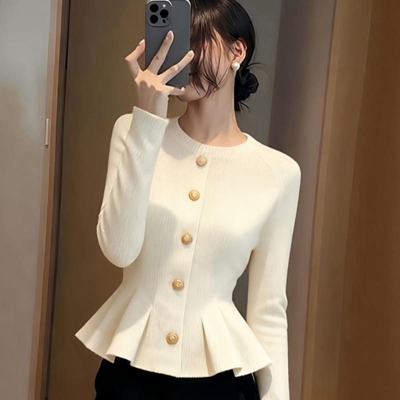 Knitted temperament sweater