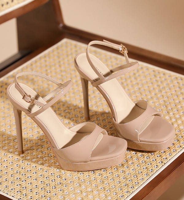 Fine-root spring and summer platform temperament sandals