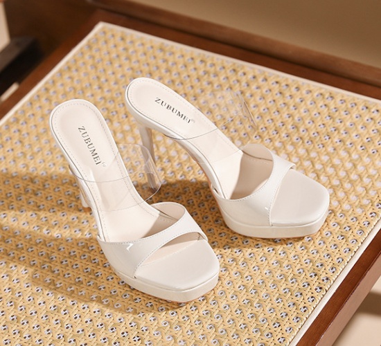 Open toe high-heeled slippers wears outside sexy platform
