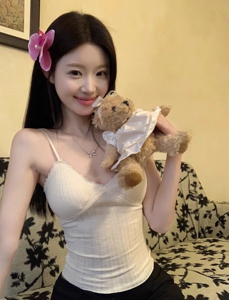 Sling enticement Bra wrapped chest with chest pad vest