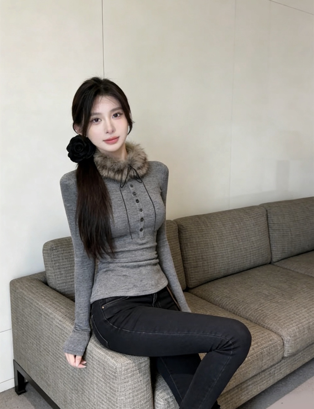 Long sleeve with fur collar tops gray slim T-shirt