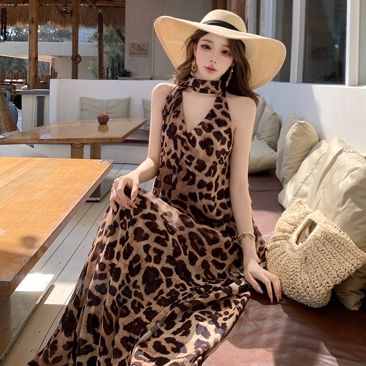 Niche summer dress exceed knee long dress for women