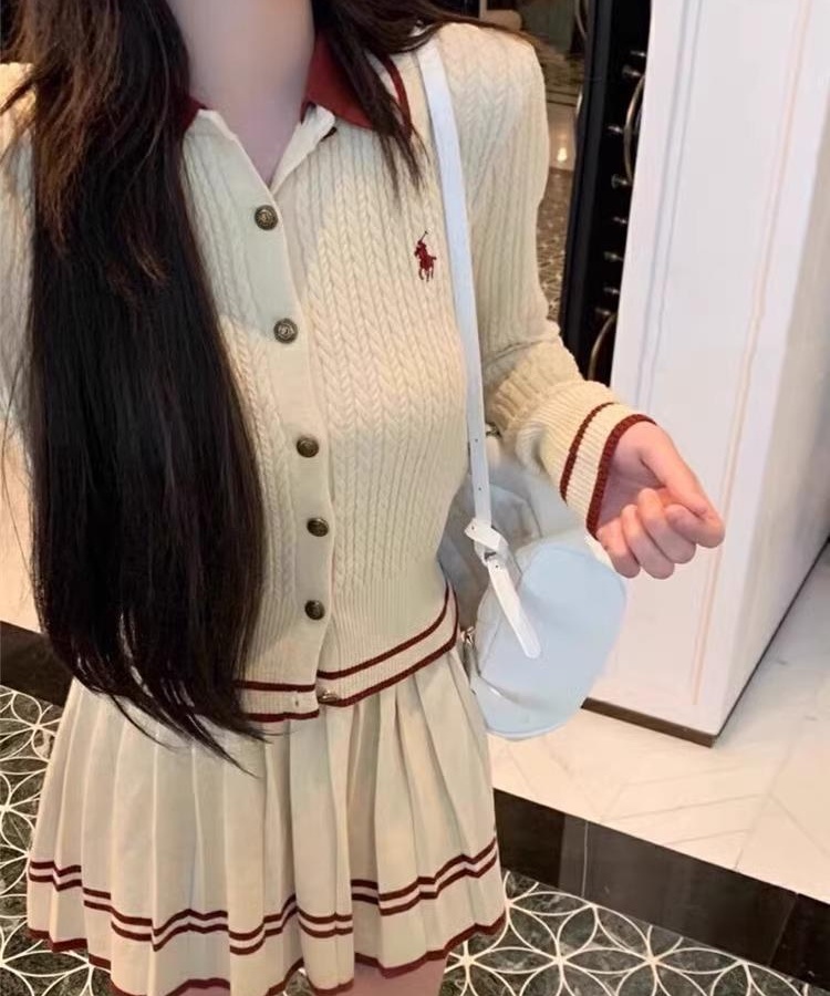 Autumn pleated skirt twist fashion cardigan 2pcs set for women