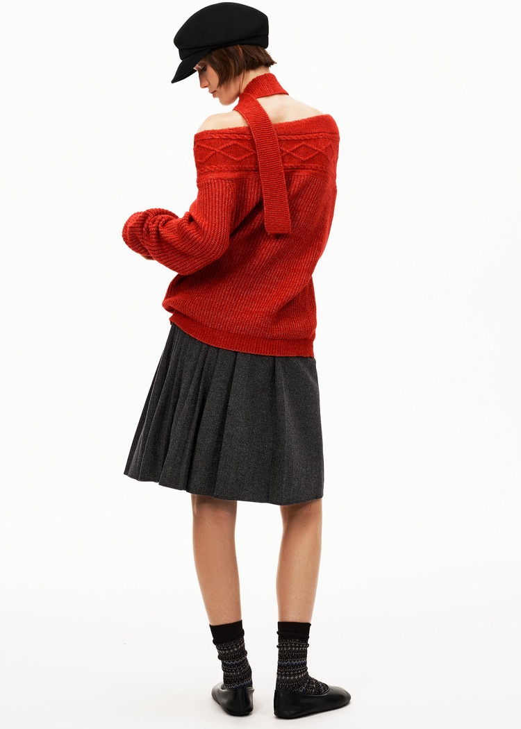 Lazy wool sweater wear sloping shoulder scarves