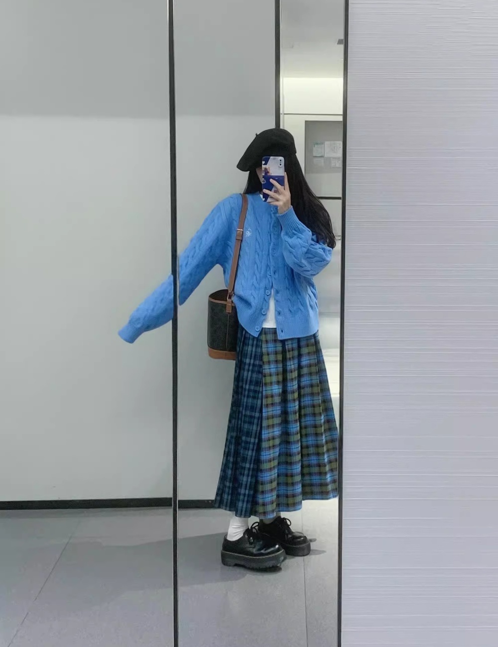 Blue autumn and winter coat lazy wears outside sweater