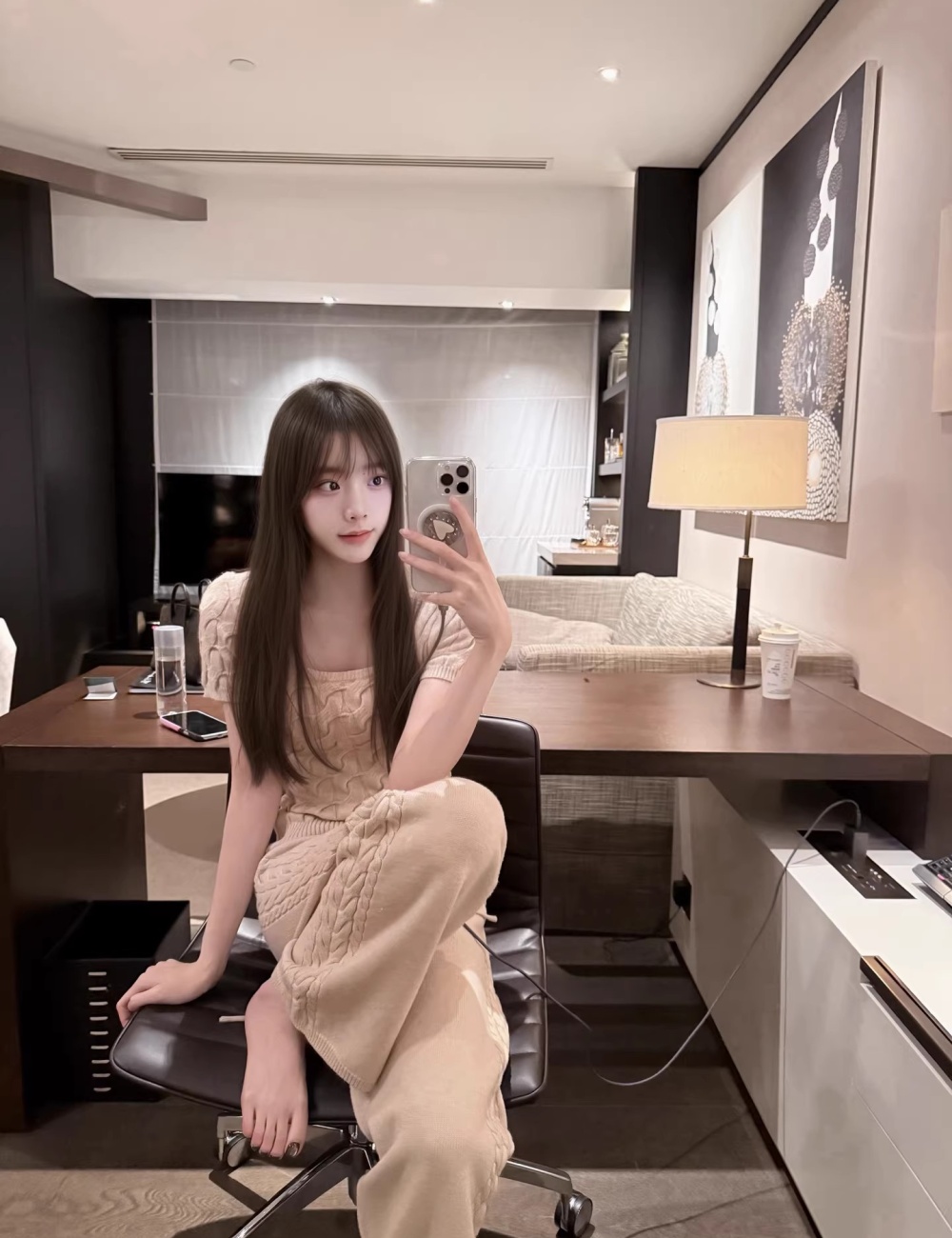 Straight long pants colors bottoming shirt a set