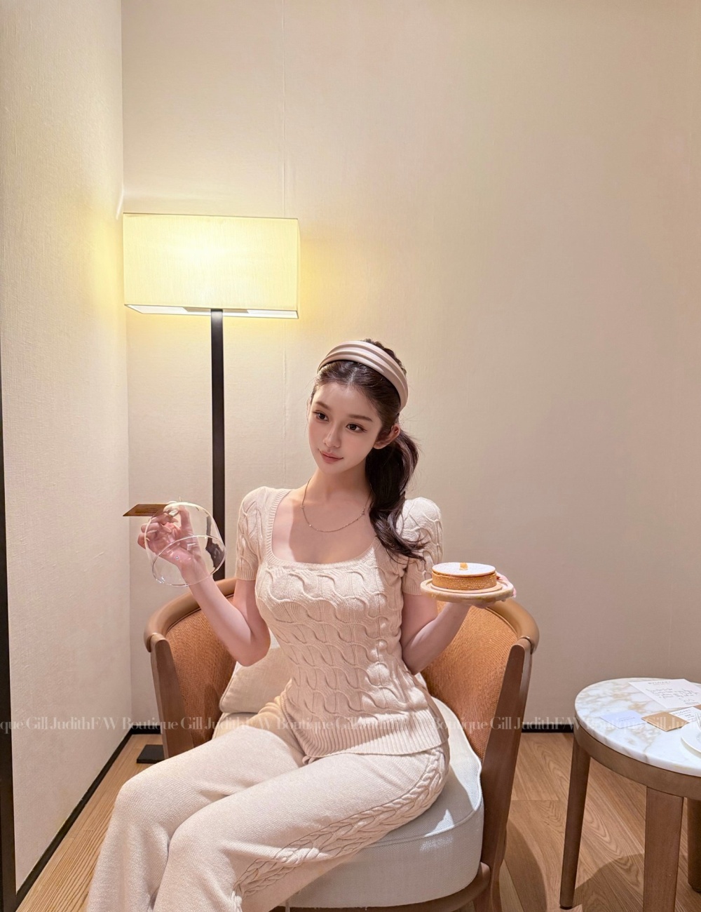 Straight long pants colors bottoming shirt a set