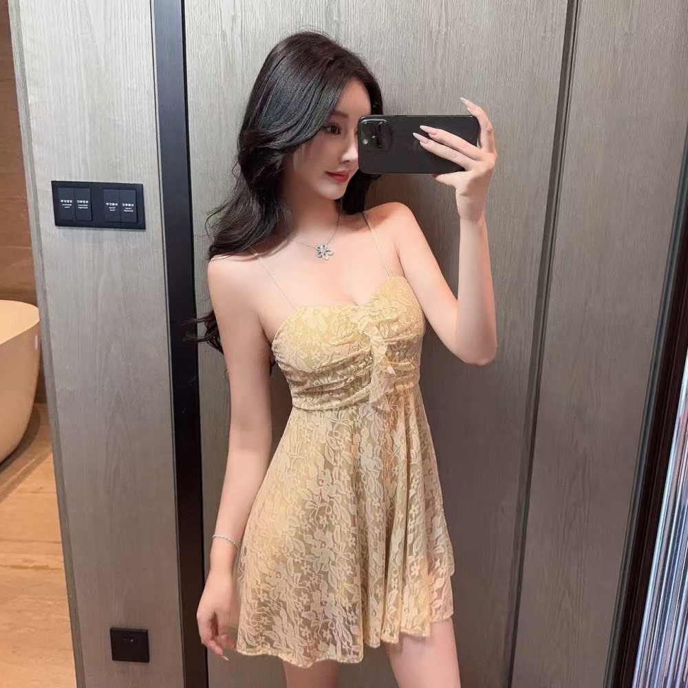 Big skirt splice tassels strap dress low-cut lace dress