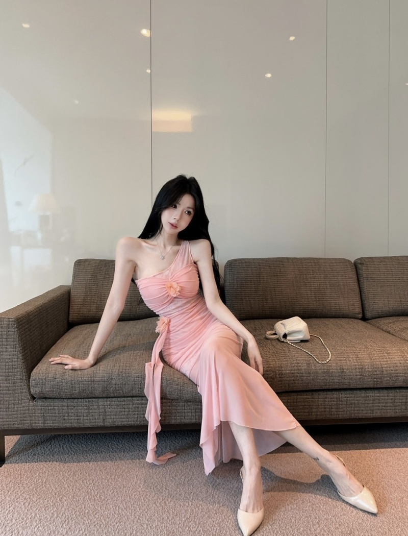 Sexy bottoming gauze shoulder low-cut hollow long dress