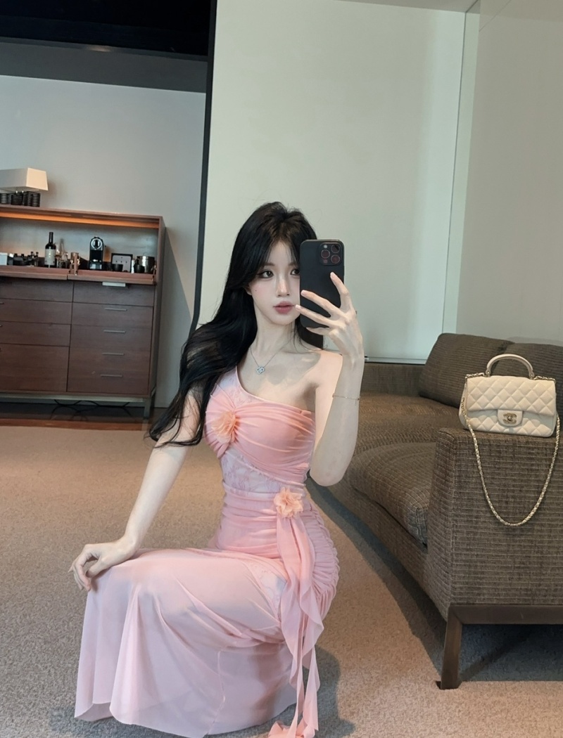 Sexy bottoming gauze shoulder low-cut hollow long dress