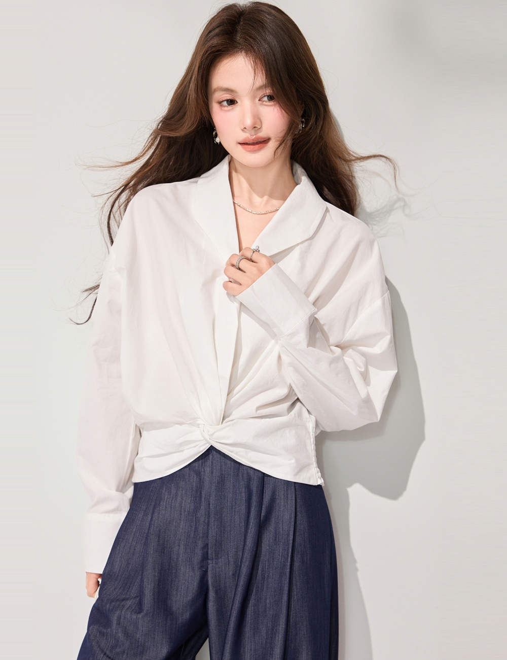 Slim V-neck loose tops white spring temperament shirt