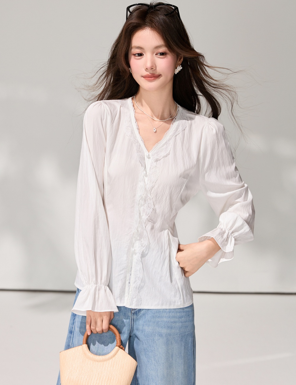 White spring lace shirt splice France style tops