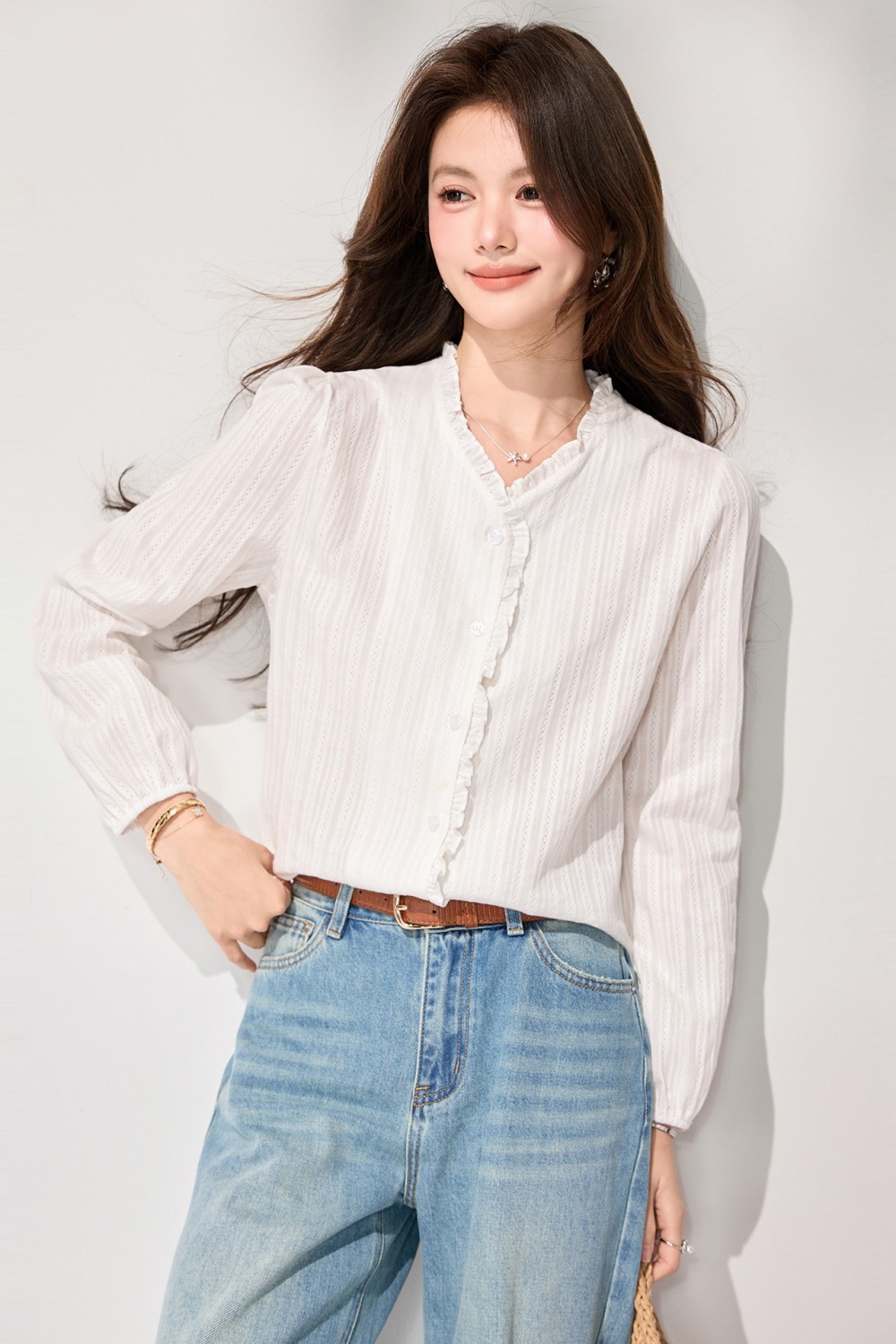 France style lace long sleeve V-neck white shirt