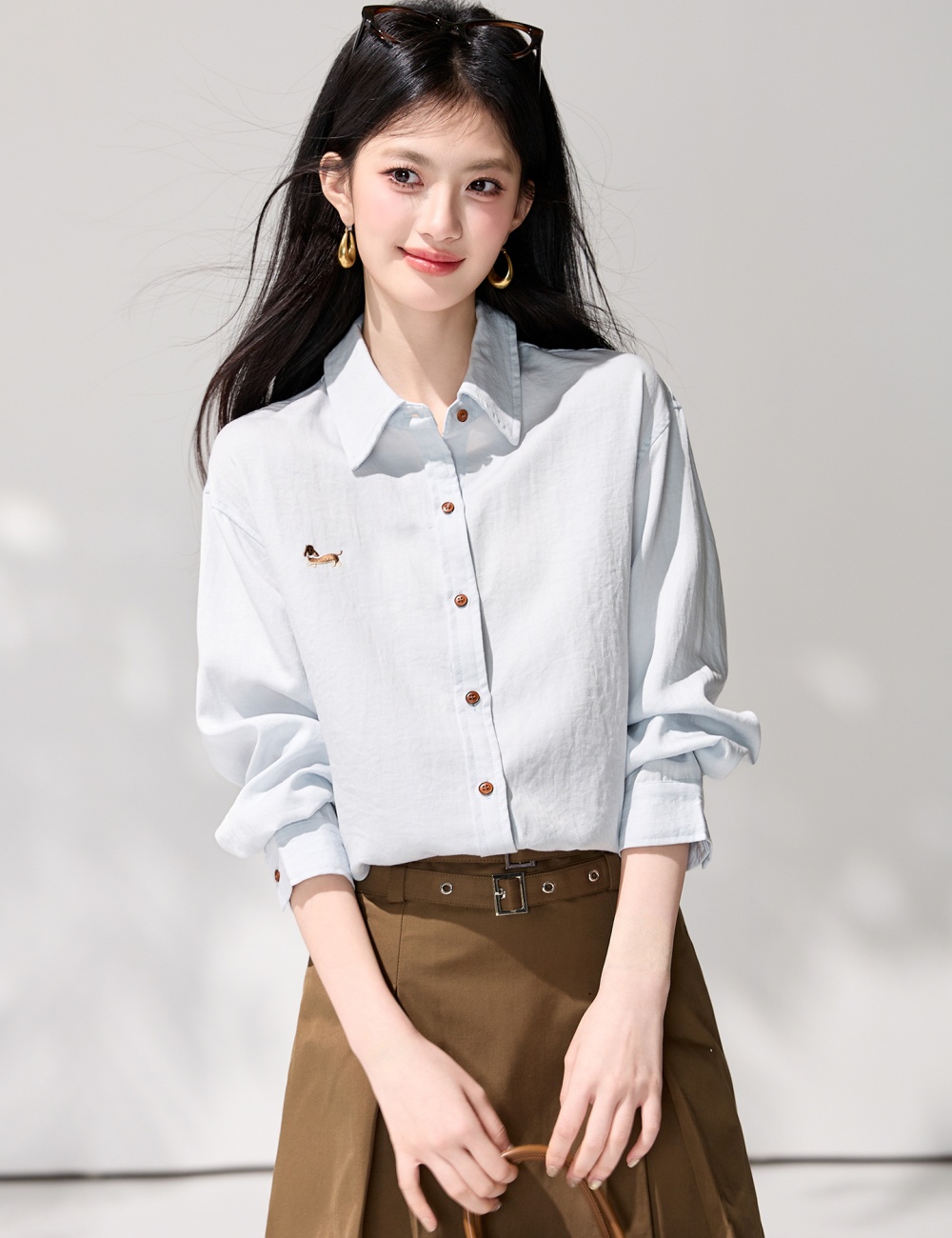 Embroidery outside the ride tops spring blue coat