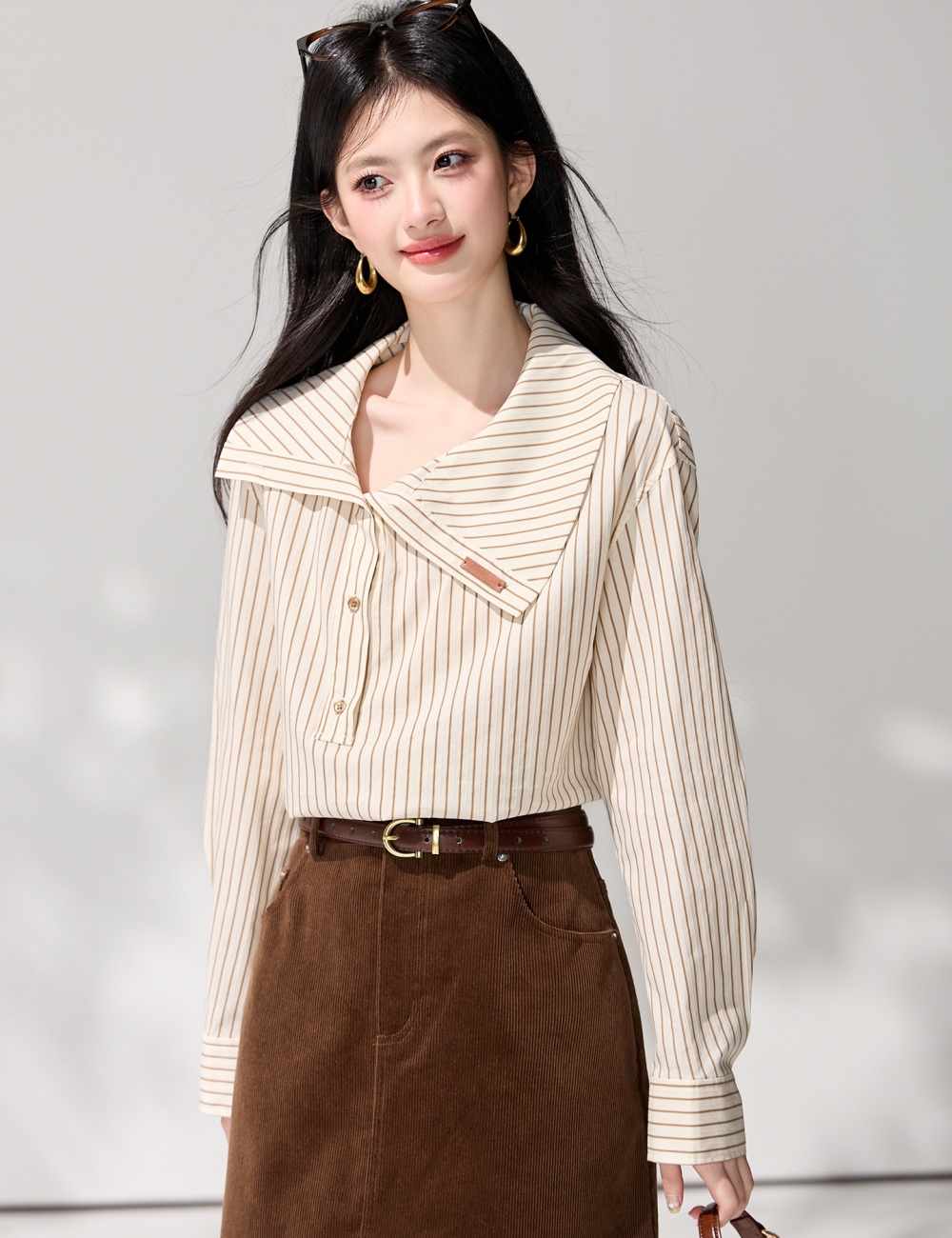 Niche spring lapel irregular shirt