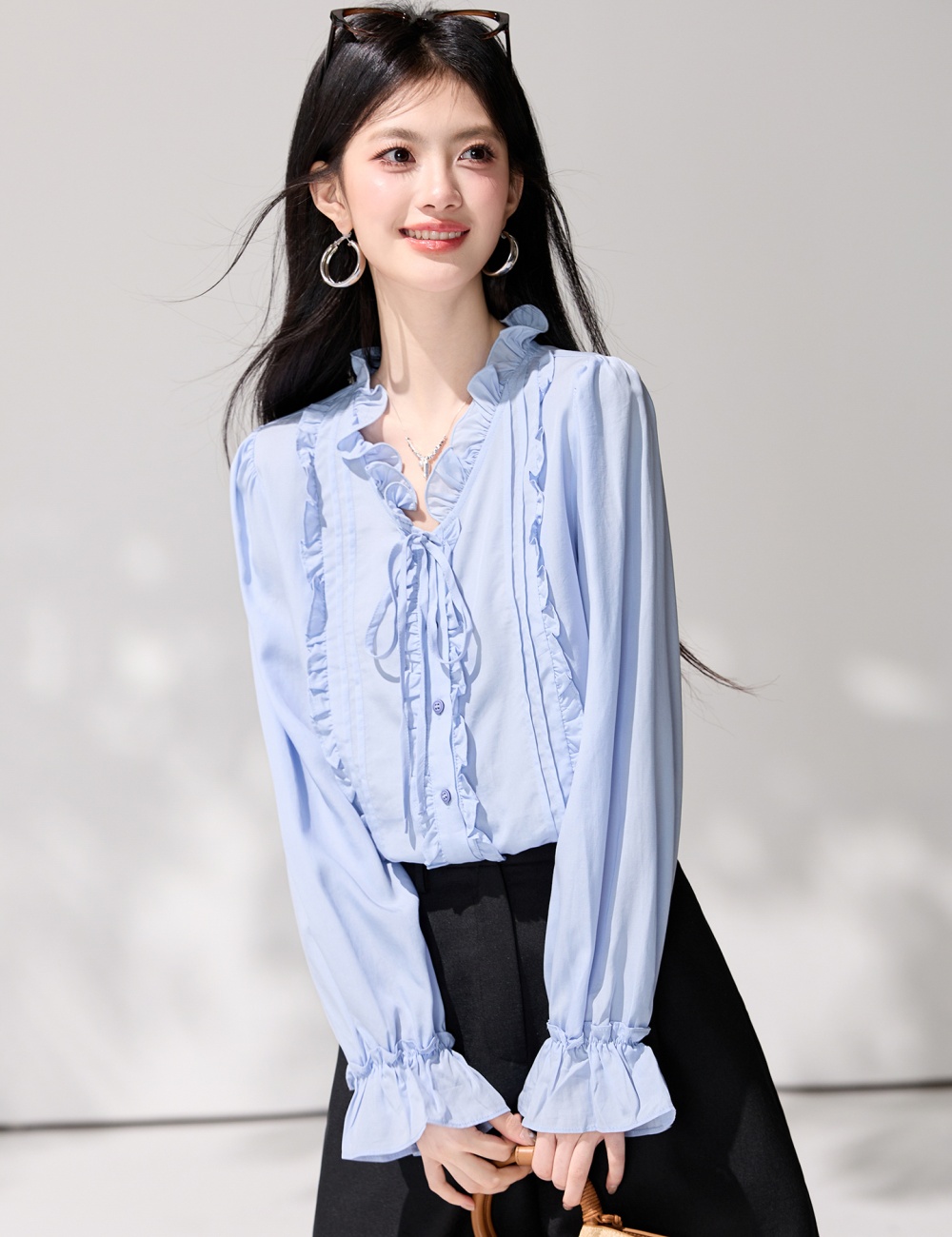 Trumpet sleeves frenum tops wood ear spring shirt