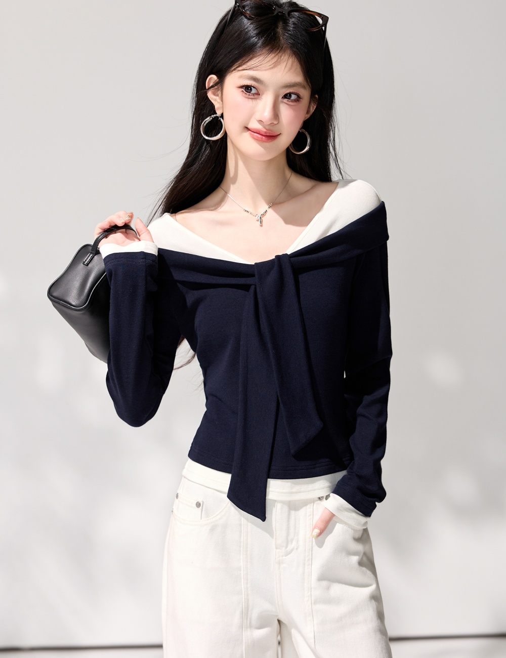 Spring V-neck tops long sleeve niche T-shirt for women