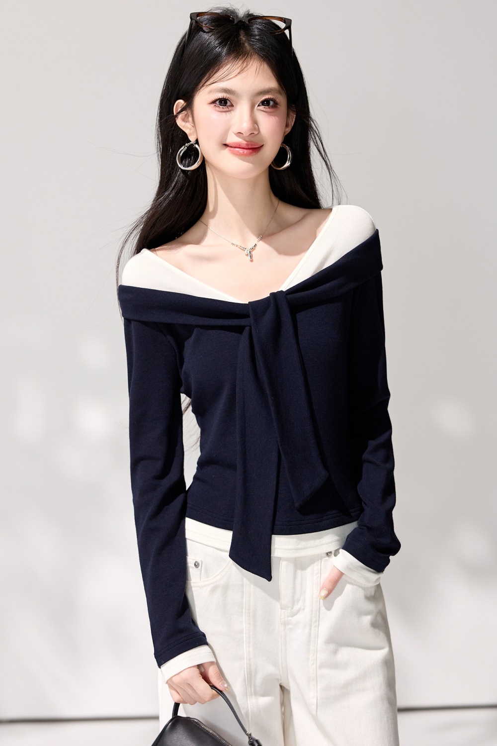 Spring V-neck tops long sleeve niche T-shirt for women