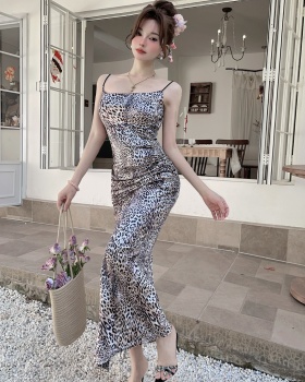 Bottoming leopard golden velvet sexy long dress