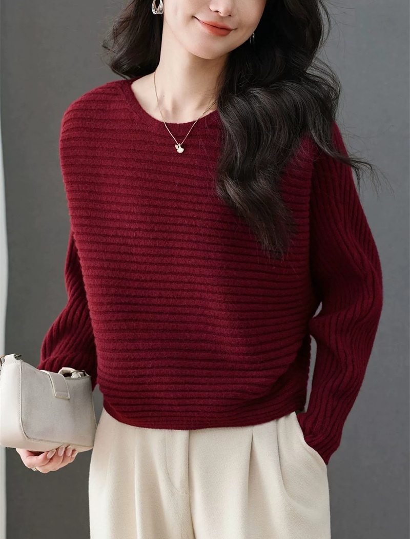 Long sleeve sweater sloping shoulder tops for women
