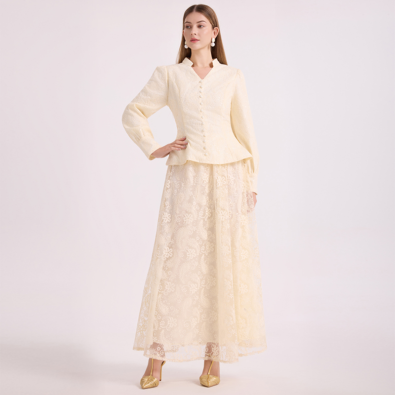 Simple multicolor skirt frenum sequins tops a set