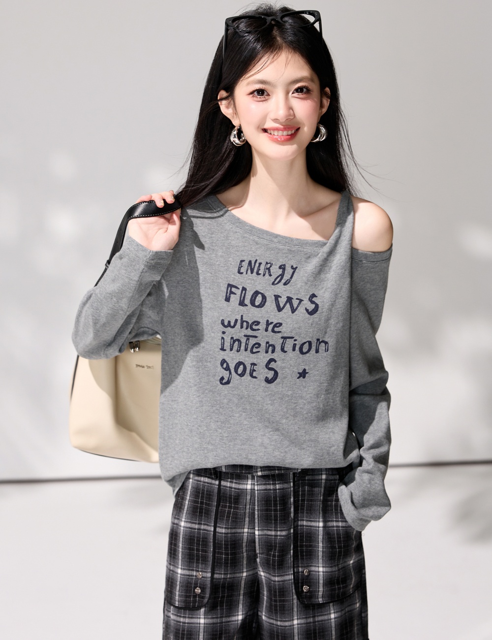 Wears outside long sleeve T-shirt spring tops for women