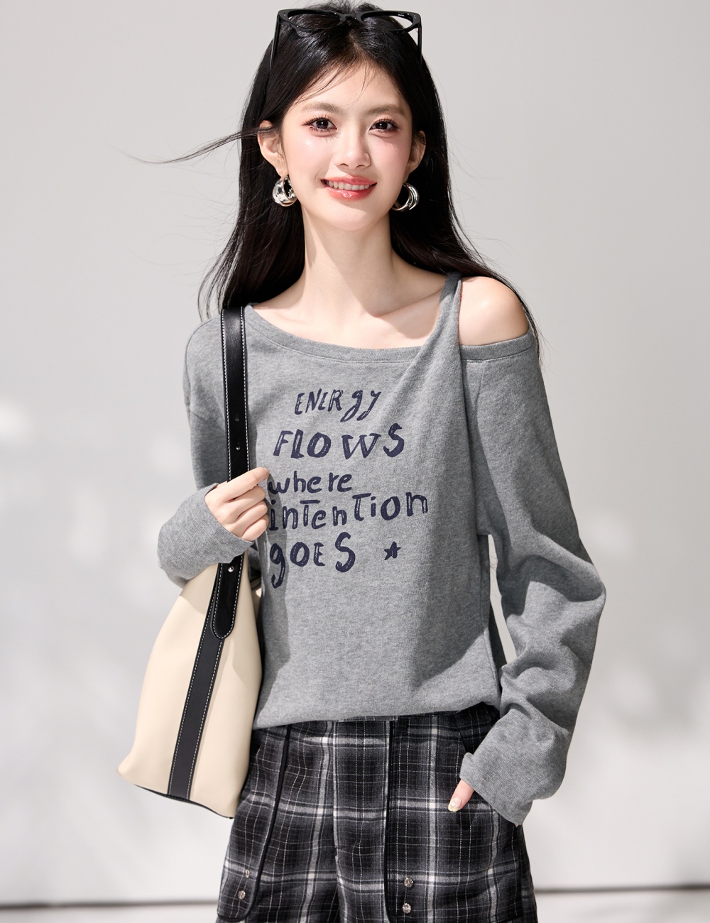 Wears outside long sleeve T-shirt spring tops for women