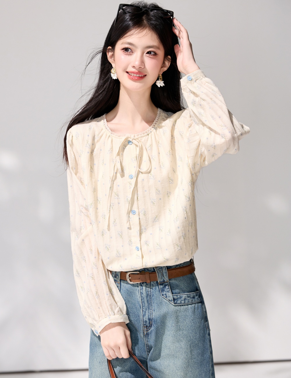 Floral France style small shirt commuting shirt