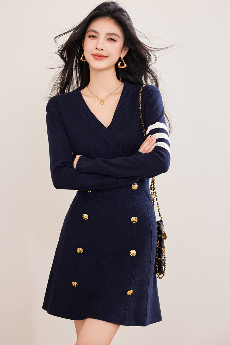 V-neck slim knitted college style France style dress