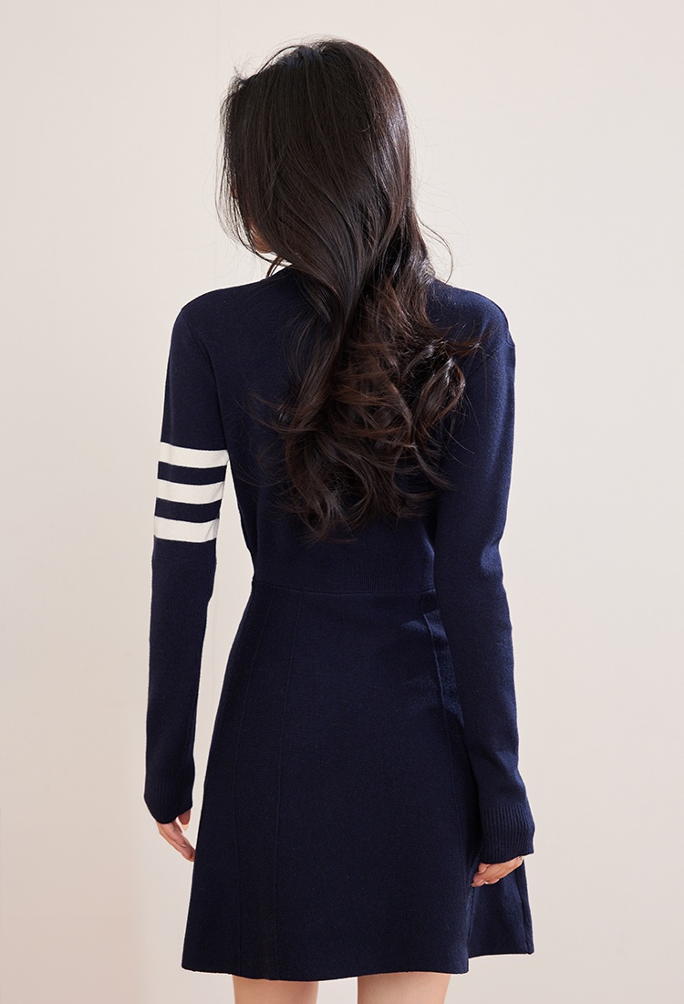 V-neck slim knitted college style France style dress