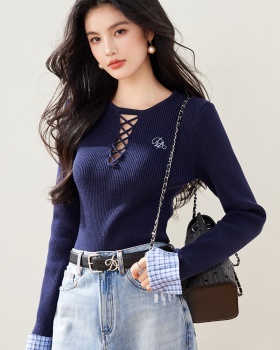 Inside the ride college style hollow embroidery sweater