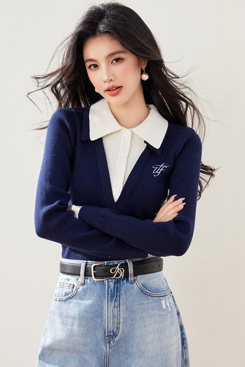 Pseudo-two slim sweater V-neck bottoming shirt for women