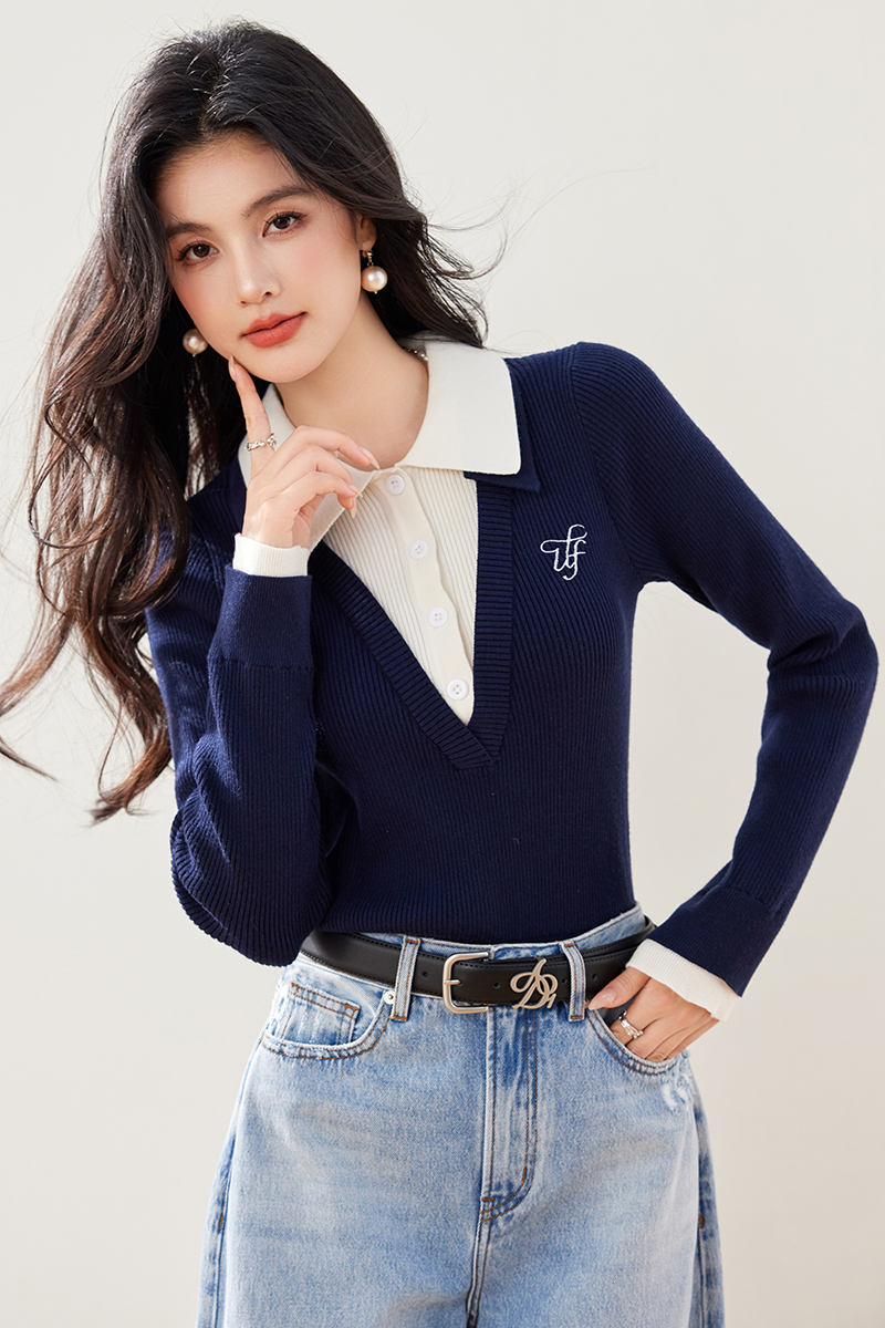 Pseudo-two slim sweater V-neck bottoming shirt for women